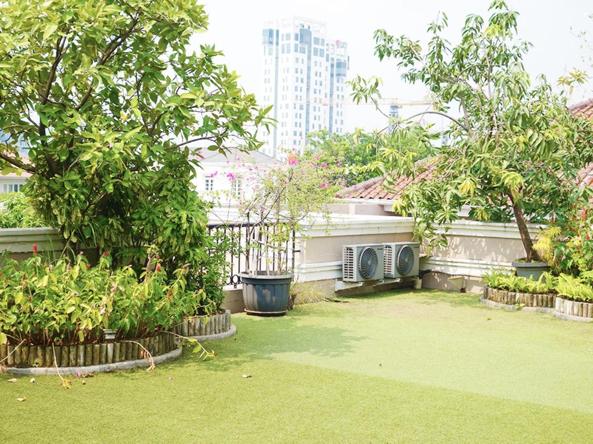 Saffron Suites Syariah Yakarta Exterior foto