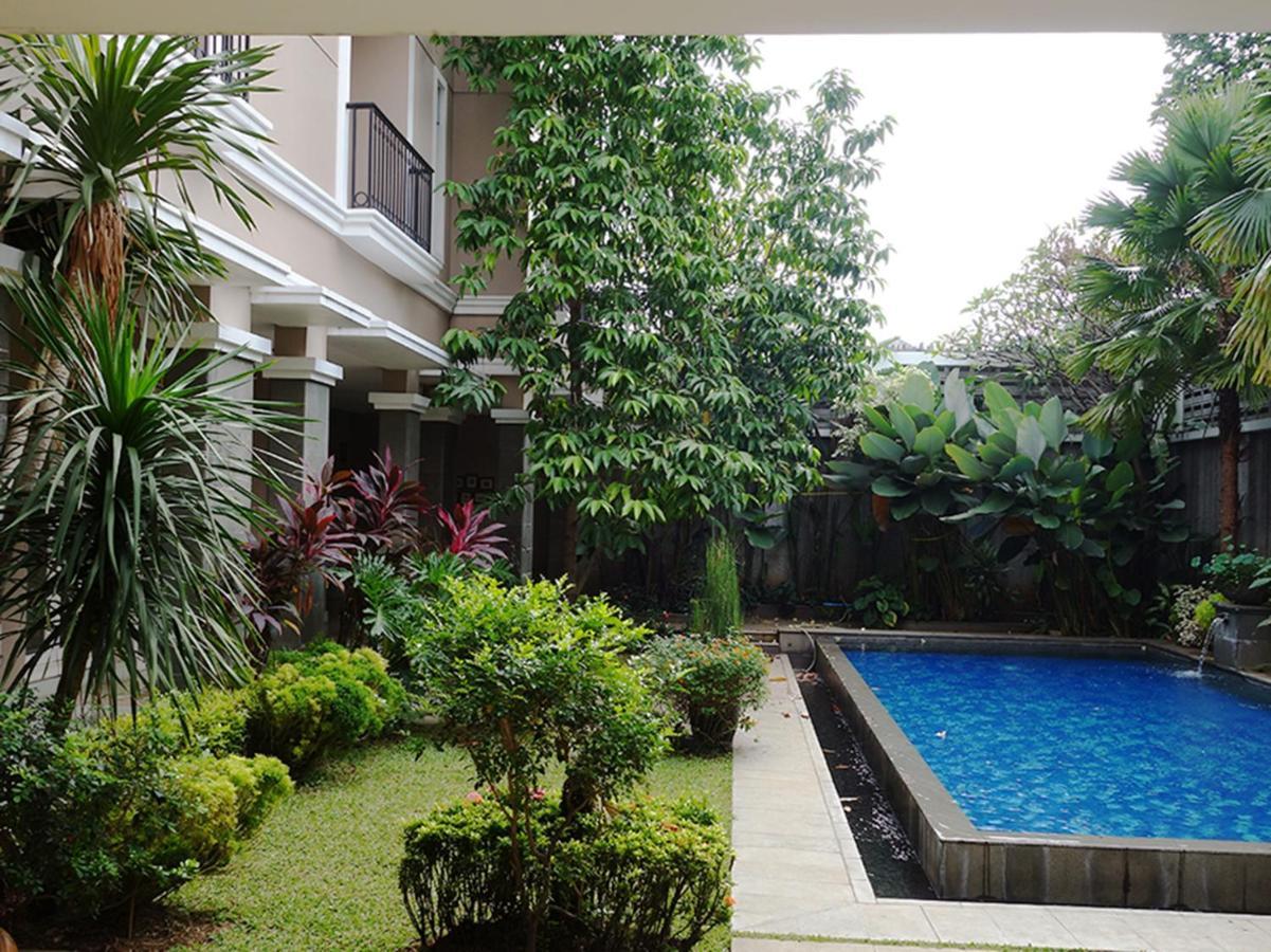 Saffron Suites Syariah Yakarta Exterior foto